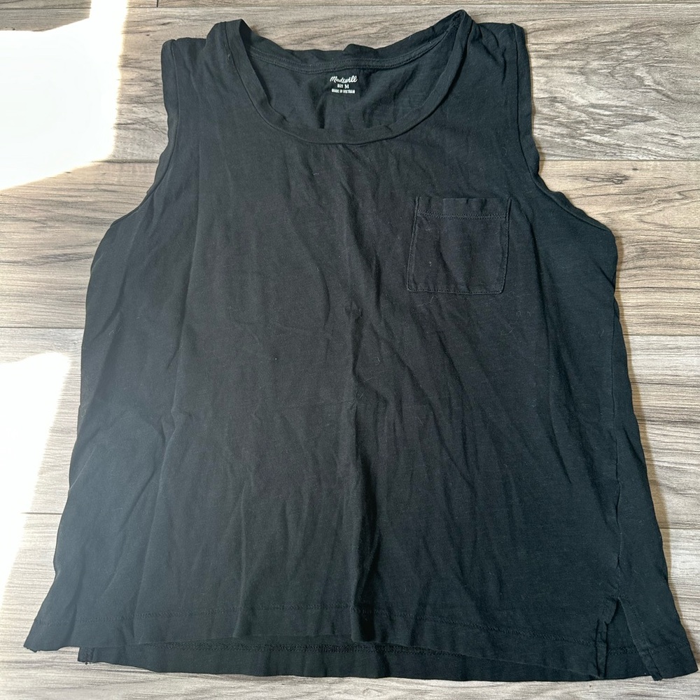 Madewell Classic Cotton Black Pocket Muscle Tank Top For Everyday Size Medium